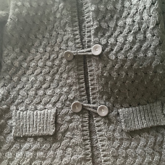 Kenar cardigan, size small, black color, with 3 chic buttons - Picture 5 of 7